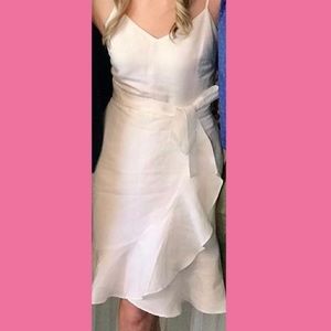 White dress with belt tie